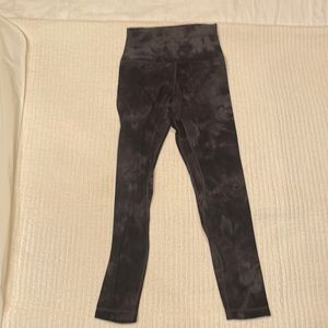 Wunder LULULEMON leggings 25”